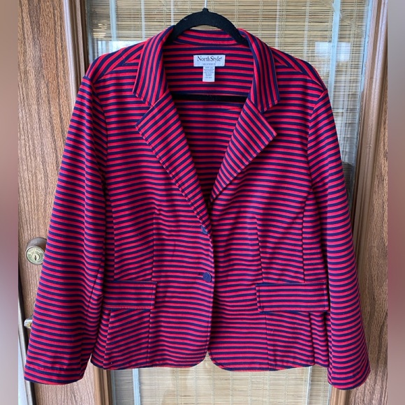 NorthStyle Jackets & Blazers - NorthStyle red and navy stripe blazer.